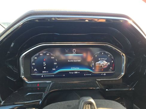 Used 2025 Chevrolet Silverado 1500 High Country image 46