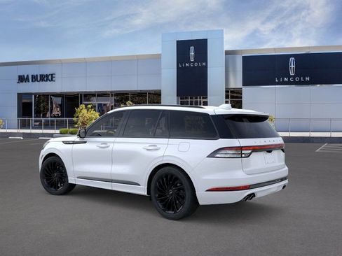 New 2026 Lincoln Aviator Reserve image 4