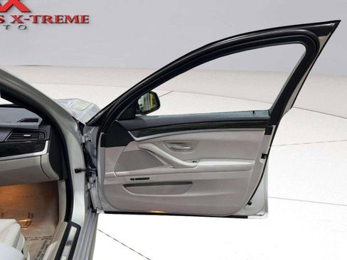 Used 2013 BMW 550i Sedan image 79