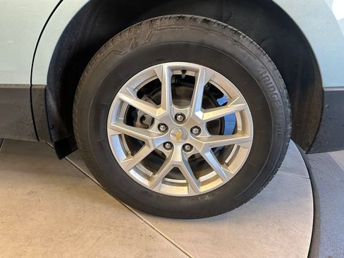 Used 2022 Chevrolet Equinox LT AWD/4WD image 18
