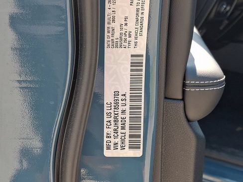 New 2026 Jeep Grand Cherokee Limited w/ Limited Altitude Package AWD/4WD image 18
