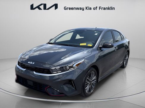 Used 2024 Kia Forte GT-Line w/ GT-Line Premium Package FWD image 3
