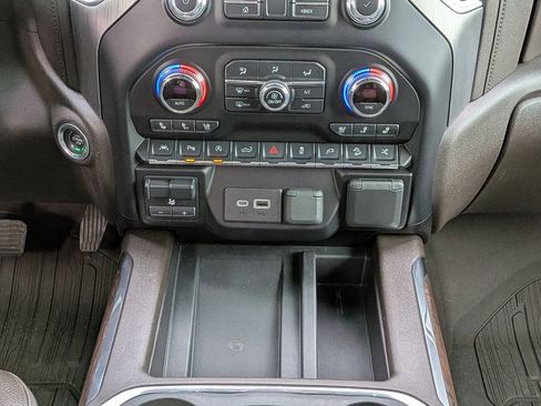 Used 2020 GMC Sierra 1500 Denali w/ Denali Ultimate Package image 19