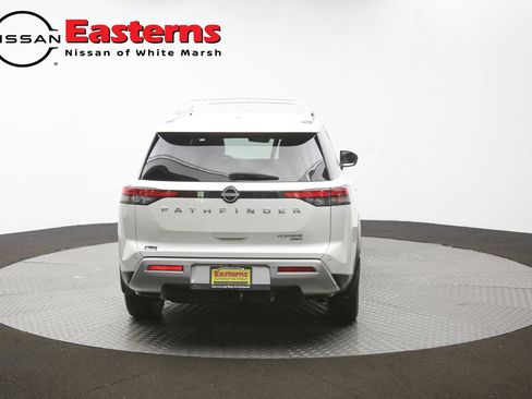 Used 2023 Nissan Pathfinder Platinum AWD/4WD image 41