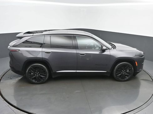 Used 2024 Jeep Wagoneer Launch Edition image 43