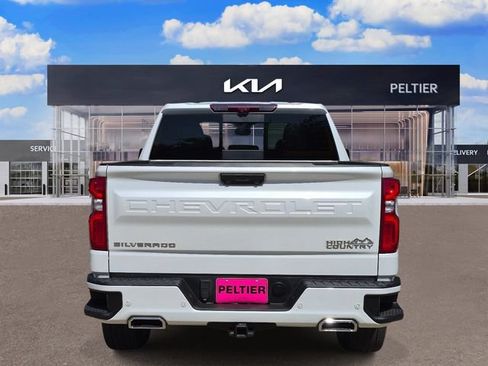 Used 2024 Chevrolet Silverado 1500 High Country w/ High Country Premium Package AWD/4WD image 5