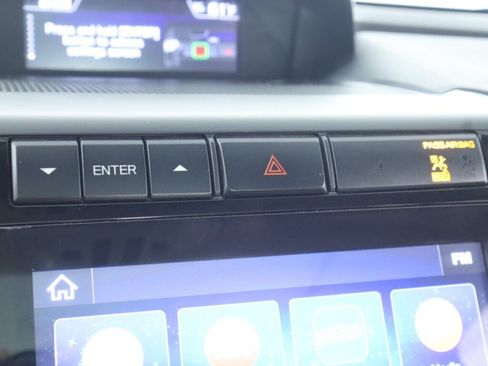 Used 2020 Subaru Ascent Limited w/ Technology Package AWD/4WD image 21