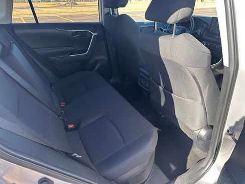 Used 2019 Toyota RAV4 LE image 37