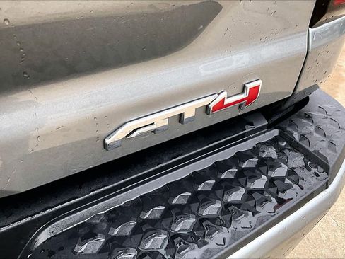 Certified 2024 GMC Canyon AT4 w/ Technology Package image 9