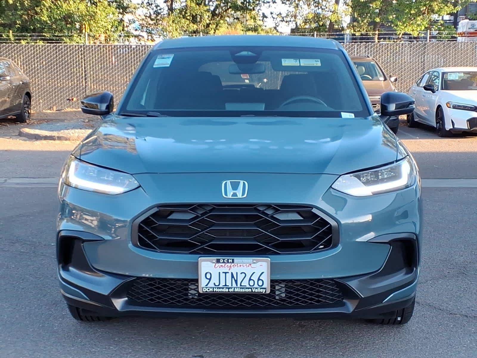 Used 2024 Honda HR-V Sport image 2