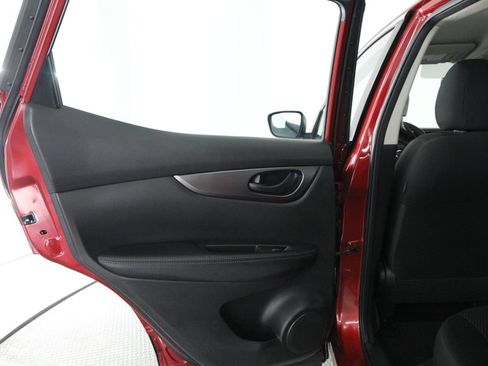 Used 2020 Nissan Rogue Sport S FWD image 31