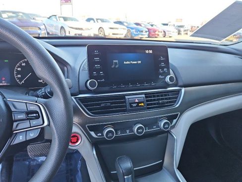 Used 2019 Honda Accord LX image 17