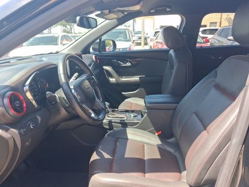 Used 2025 Chevrolet Blazer RS FWD image 4