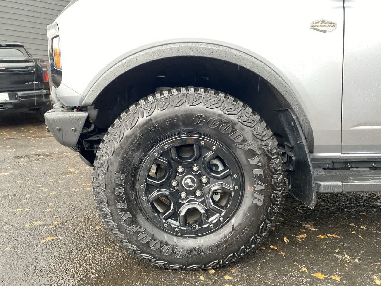 Used 2023 Ford Bronco Wildtrak AWD/4WD image 11