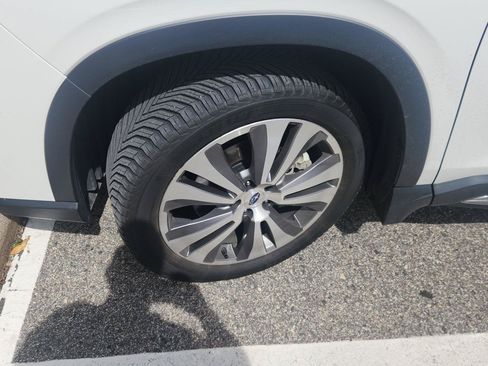 Used 2022 Subaru Ascent Limited AWD/4WD image 10