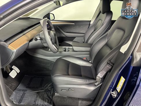 Used 2023 Tesla Model Y Performance AWD/4WD image 11