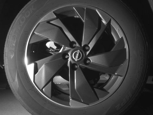 Used 2025 Nissan Rogue SV image 15