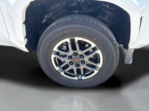 Certified 2026 Toyota Tacoma TRD Sport AWD/4WD image 37