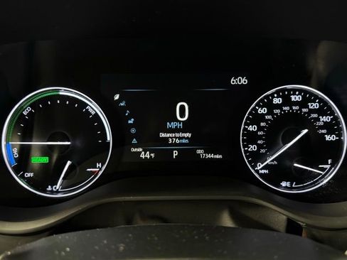 Used 2024 Toyota Sienna Platinum image 22