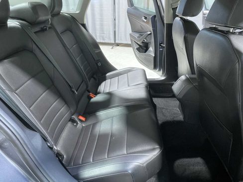 Used 2024 Volkswagen Jetta SE FWD image 13