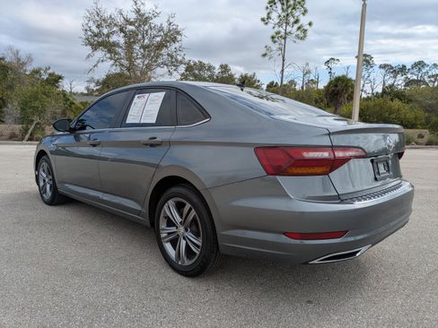 Used 2019 Volkswagen Jetta R-Line image 7