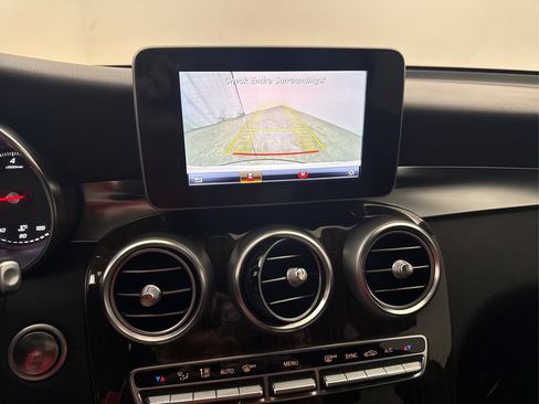 Used 2017 Mercedes-Benz GLC 300 image 32
