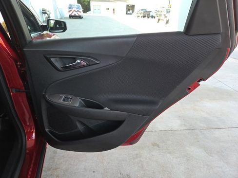 Used 2024 Chevrolet Malibu LT image 38