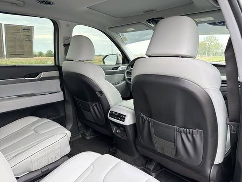 Used 2025 Hyundai Palisade SEL image 18