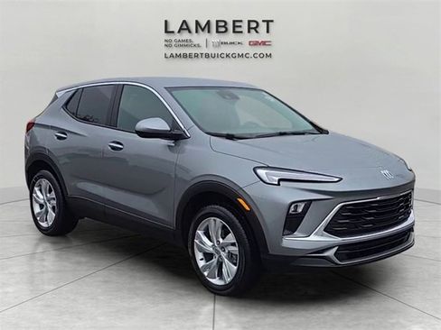 Used 2024 Buick Encore GX Preferred w/ Comfort Package image 7