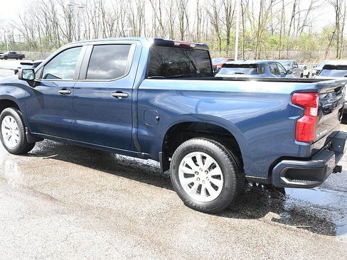 Used 2023 Chevrolet Silverado 1500 Custom AWD/4WD image 5