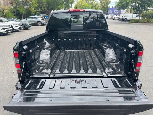 Used 2026 Nissan Frontier PRO-4X AWD/4WD image 26