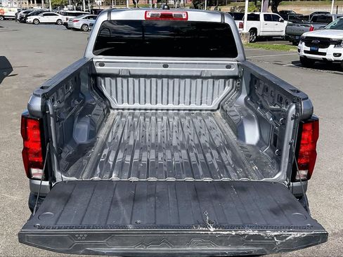 Used 2023 Chevrolet Colorado Trail Boss w/ Advanced Trailering Package AWD/4WD image 18