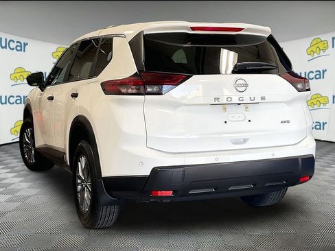 Used 2026 Nissan Rogue S AWD/4WD image 4