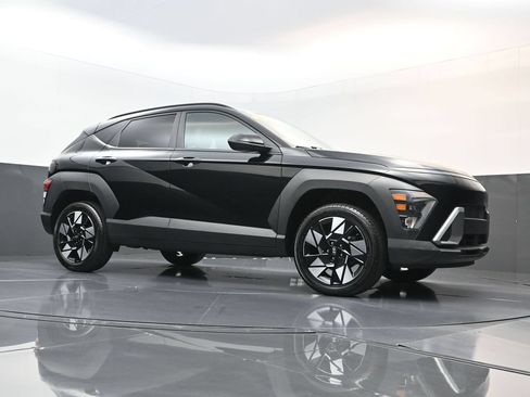 Certified 2024 Hyundai Kona SEL AWD/4WD image 21