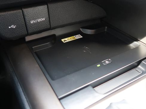 Used 2023 Toyota Camry XLE w/ Navigation Package image 32