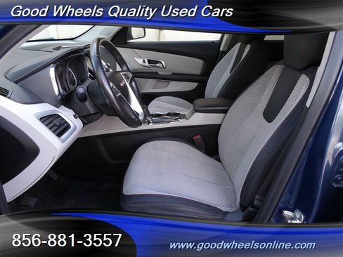 Used 2017 GMC Terrain SLE w/ Technology Package AWD/4WD image 13