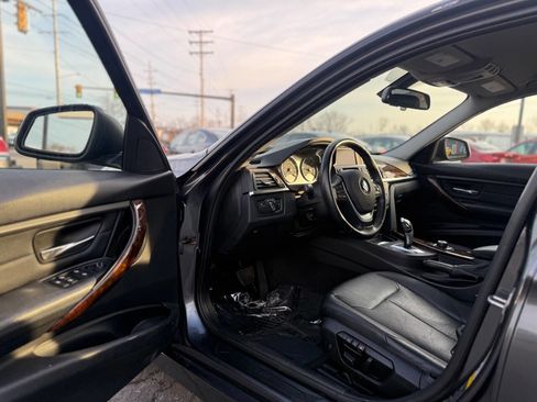 Used 2013 BMW 328i xDrive 328i xDrive AWD 4dr Sedan SULE image 10