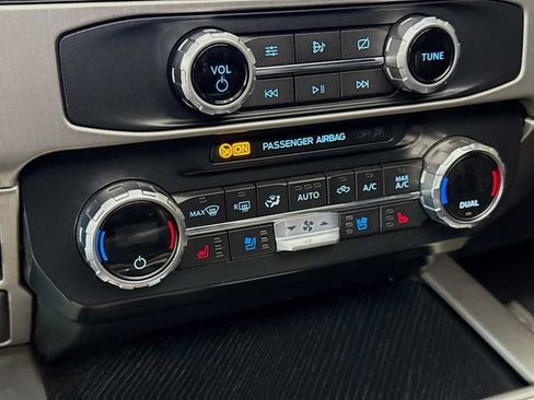 Used 2022 Ford F350 Platinum w/ Tremor Off-Road Package image 16