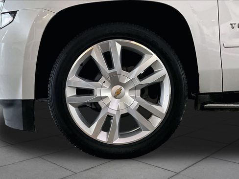 Used 2017 Chevrolet Tahoe Premier RWD image 11