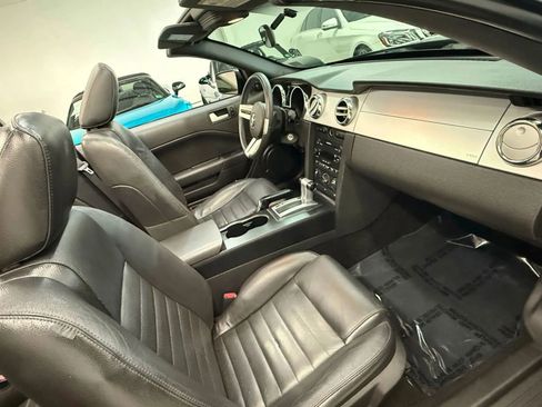 Used 2005 Ford Mustang GT RWD image 20