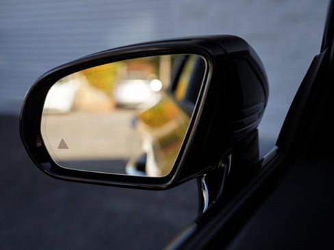 Used 2021 Mercedes-Benz AMG GT 43 w/ Driver Assistance Package image 37