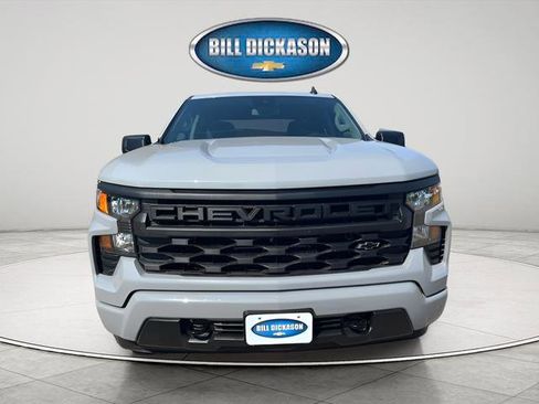 Used 2025 Chevrolet Silverado 1500 Custom AWD/4WD image 2