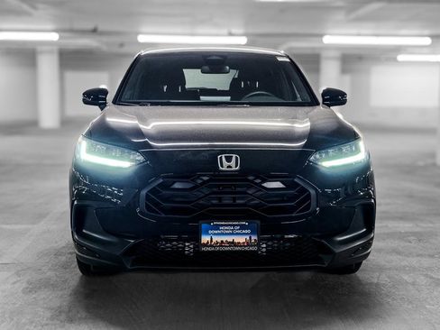 Used 2025 Honda HR-V Sport image 10