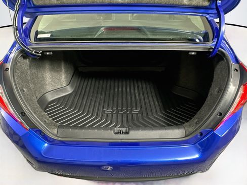 Used 2017 Honda Civic Touring image 29
