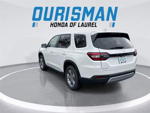 New 2025 Honda Pilot EX-L image 6