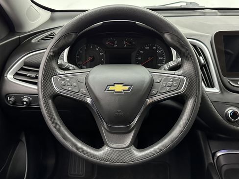 Used 2024 Chevrolet Malibu LT image 17