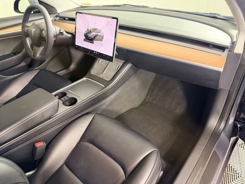 Used 2023 Tesla Model 3 Performance image 30