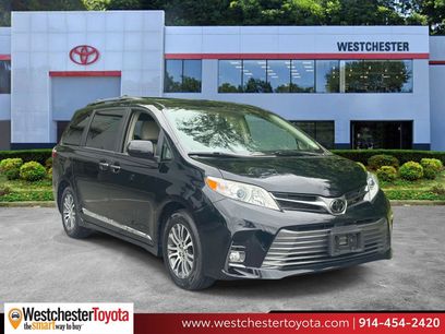 Used 2019 Toyota Sienna XLE w/ XLE Navigation Package