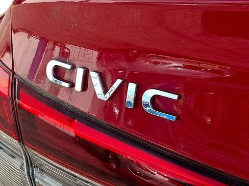 Used 2023 Honda Civic Touring image 29