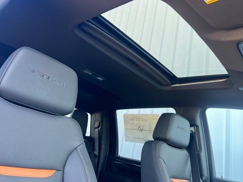New 2026 GMC Sierra 2500 AT4 w/ AT4 Premium Plus Package AWD/4WD image 13